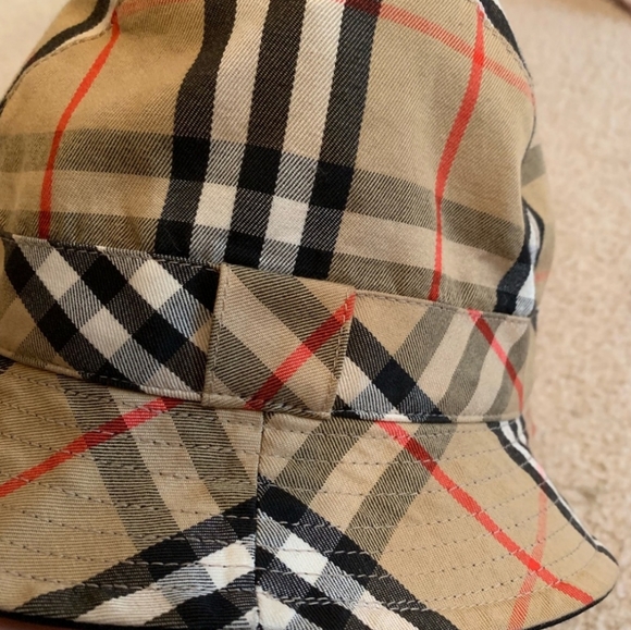 burberry rain hat